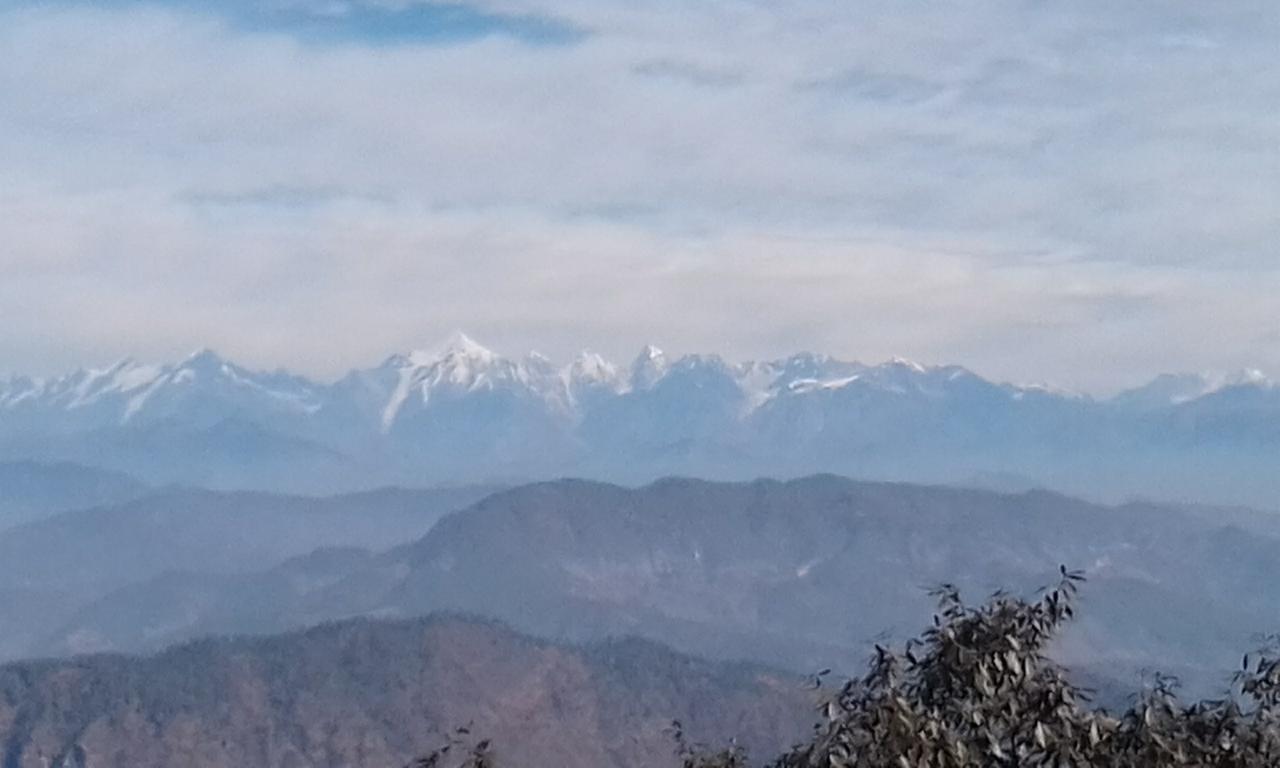 Maa Ananda Mayee Guest House Binsar Ngoại thất bức ảnh